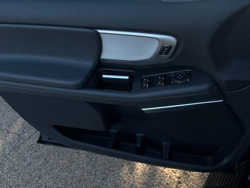 Used 2026 Ford Expedition Active RWD image 30