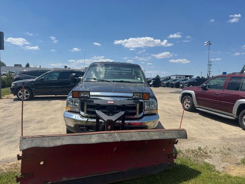 Used 2003 Ford F250 XLT AWD/4WD image 8
