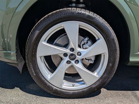 New 2025 Audi Q5 Premium Plus image 13