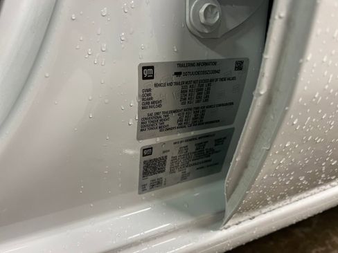 Certified 2025 GMC Sierra 1500 SLT image 29