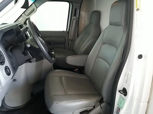 Used 2015 Ford E-450 and Econoline 450 Super Duty w/ Power Windows & Locks Group image 18