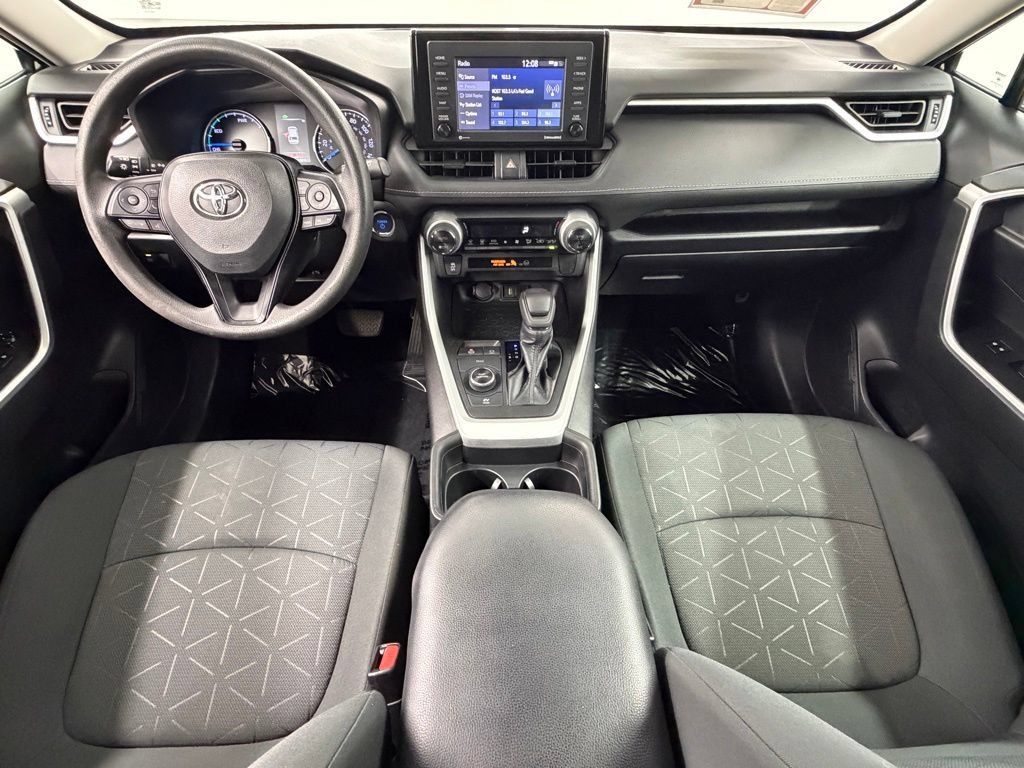 Certified 2021 Toyota RAV4 XLE w/ Carpet Mat Package (TMS) AWD/4WD image 37