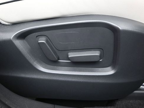 Used 2025 MAZDA CX-5 AWD 2.5 S w/ Preferred Package image 11