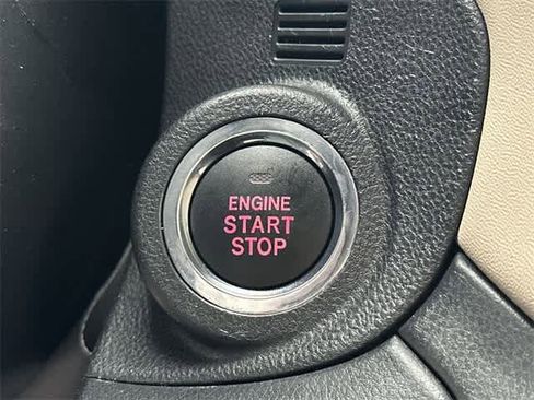 Certified 2025 Subaru Outback Limited image 11