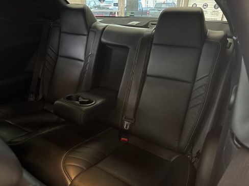 Used 2016 Dodge Challenger SRT Hellcat RWD image 19