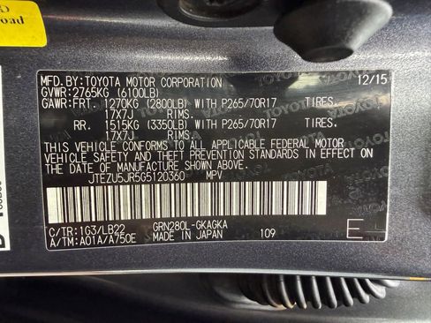 Used 2016 Toyota 4Runner SR5 Premium RWD image 32