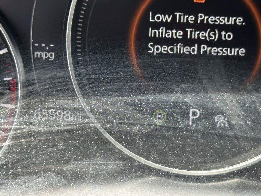 Used 2024 MAZDA MAZDA3 s FWD image 23