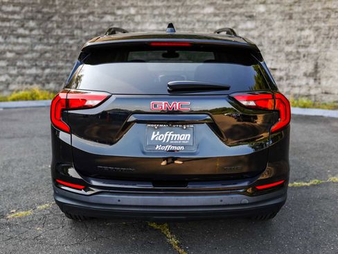 Used 2021 GMC Terrain SLT w/ Infotainment Package II image 8