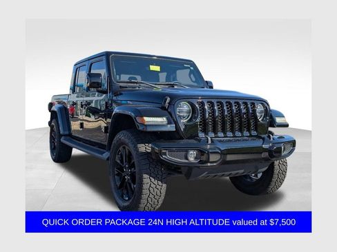 Used 2022 Jeep Gladiator Overland image 1