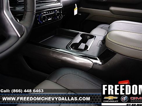 Used 2026 Chevrolet Silverado 2500 ZR2 w/ LPO, Dark Essentials Package image 29