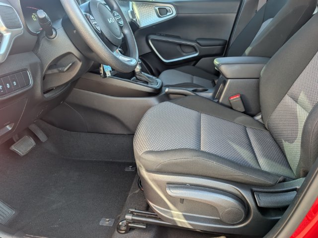 Certified 2024 Kia Soul LX w/ Option Group 015 FWD image 9