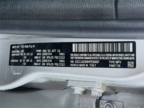 Used 2017 Jeep Renegade Limited FWD image 33