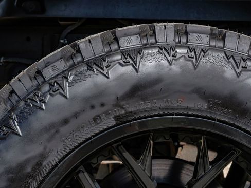 Used 2019 RAM 2500 Laramie image 65