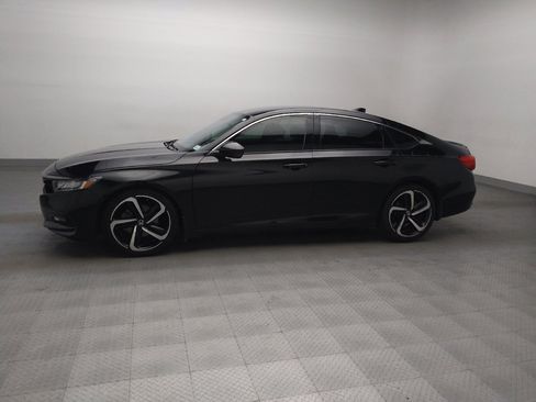 Used 2019 Honda Accord Sport image 2