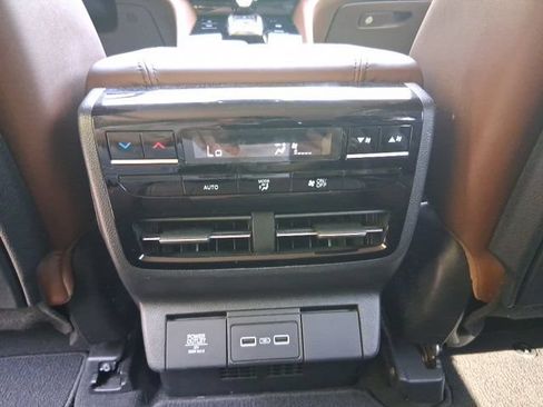 Used 2022 Acura MDX w/ Technology Package FWD image 26