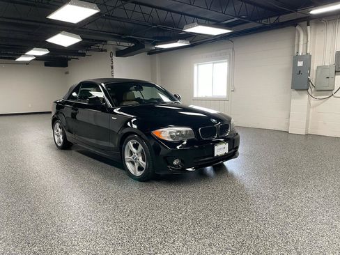 Used 2013 BMW 128i Convertible RWD image 4