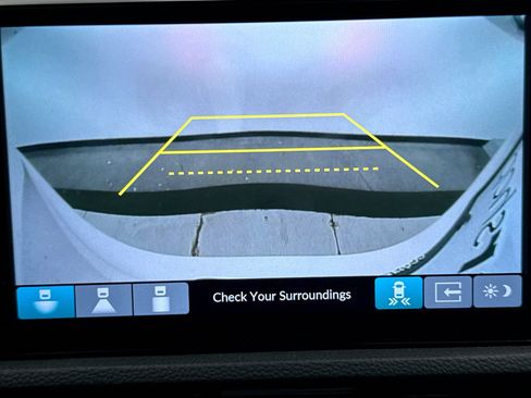 Used 2025 Honda CR-V EX-L image 10