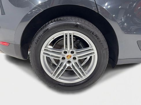 Used 2017 Porsche Macan image 29