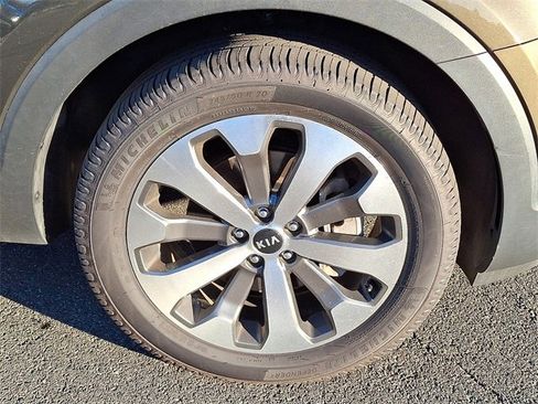 Used 2021 Kia Telluride S image 8