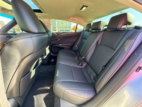 New 2025 Lexus ES 350 image 35