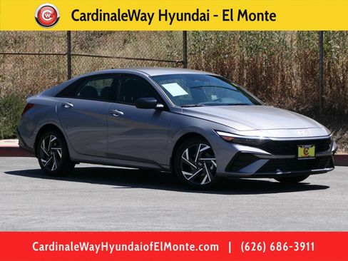 Certified 2025 Hyundai Elantra Sport FWD image 1