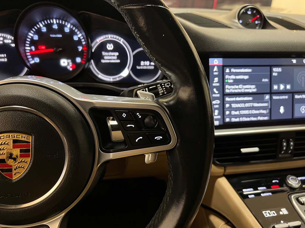 Used 2020 Porsche Cayenne AWD/4WD image 31