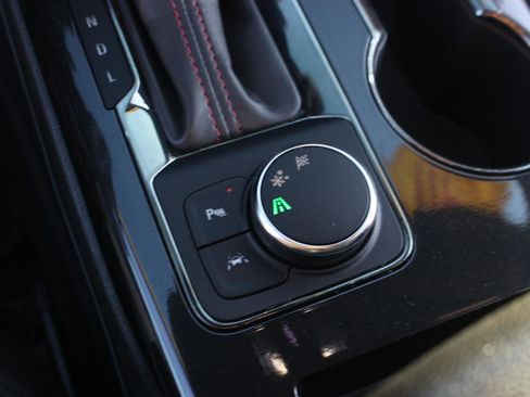 Used 2020 Chevrolet Blazer RS image 24