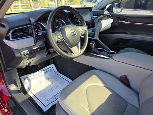 Certified 2021 Toyota Camry XLE w/ Navigation Package image 25