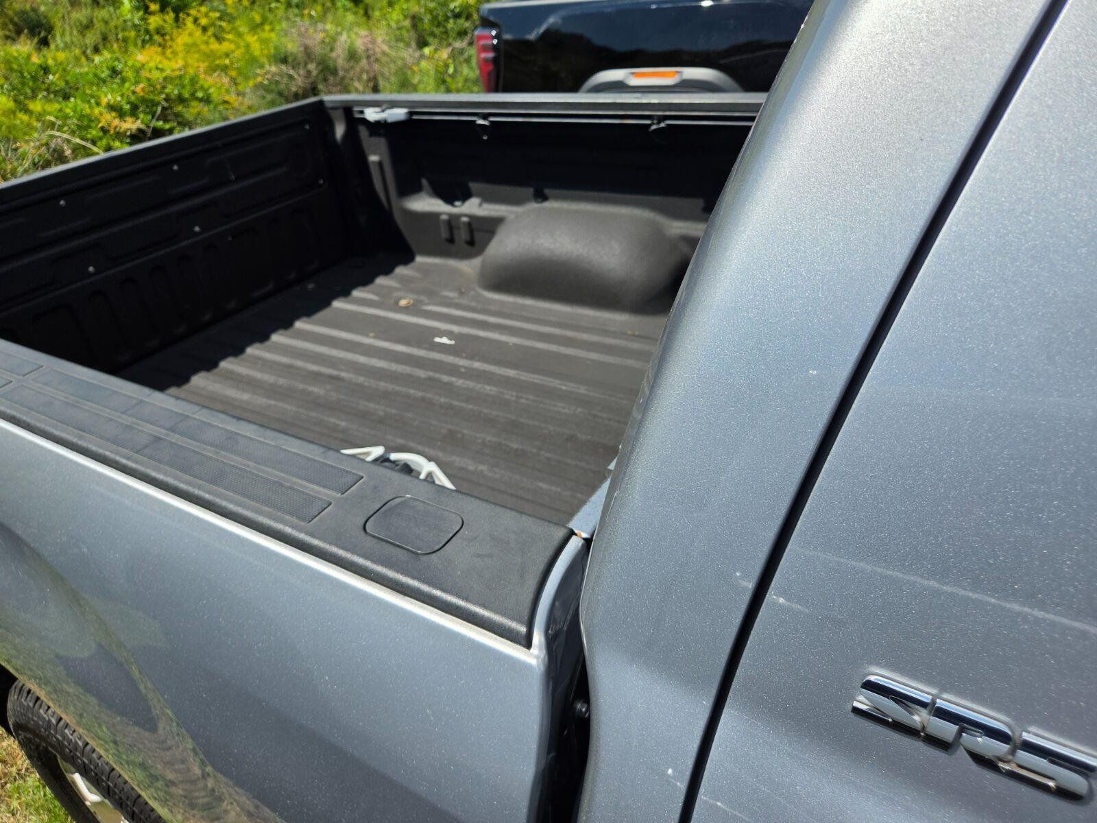 Used 2013 Toyota Tundra 4x4 Double Cab w/ TRD Off-Road Pkg image 6