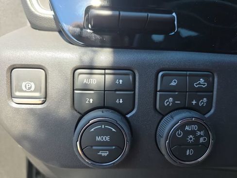New 2026 Chevrolet Silverado 1500 High Country AWD/4WD image 26
