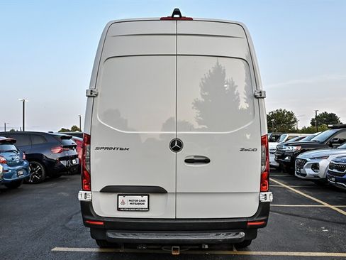 Used 2020 Mercedes-Benz Sprinter 2500 w/ Driver Convenience Package image 5