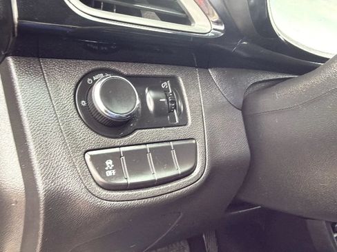 Used 2020 Chevrolet Spark LT FWD image 33