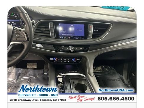Certified 2023 Buick Enclave Essence w/ Experience Buick Package image 18