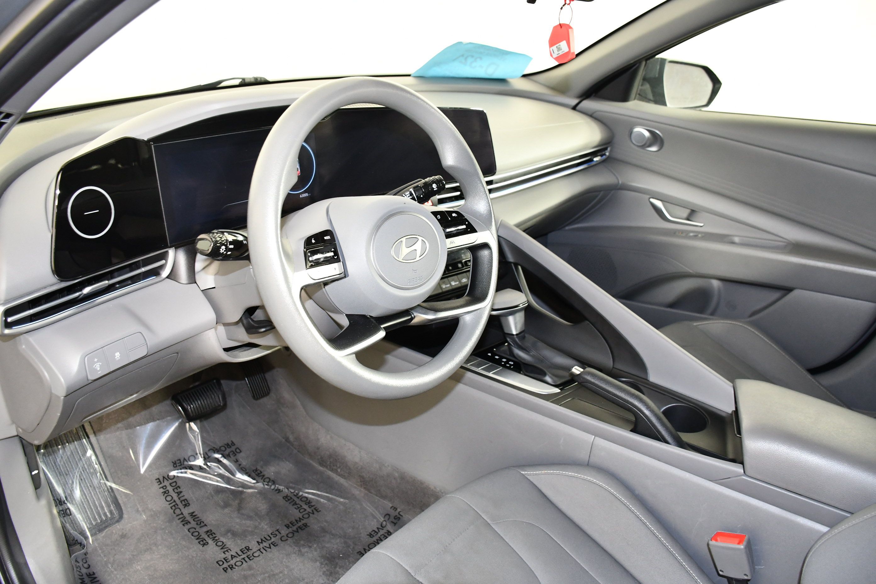 Used 2024 Hyundai Elantra SEL FWD image 39