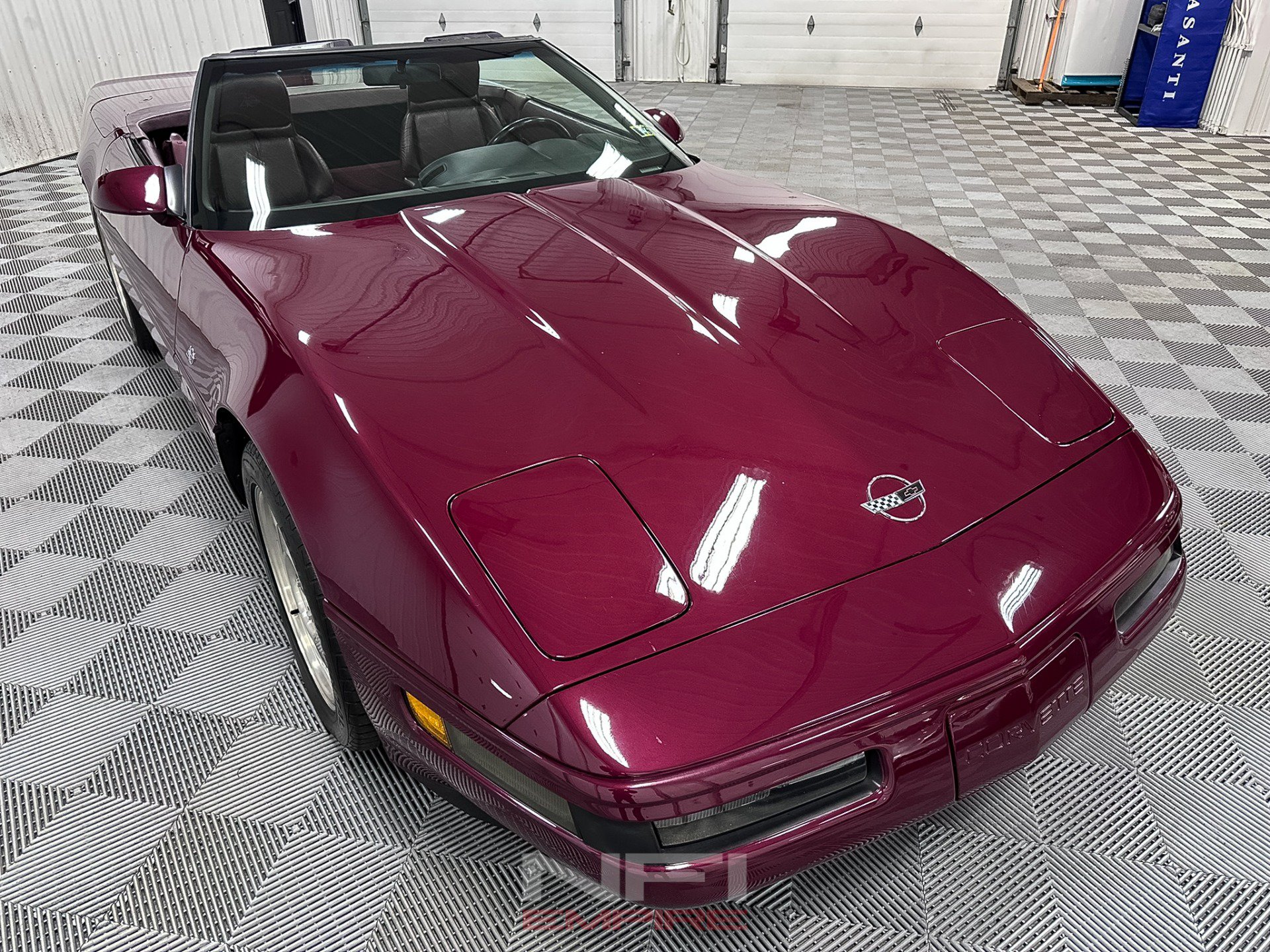 Used 1993 Chevrolet Corvette Coupe RWD image 9