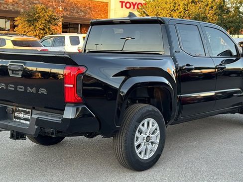 New 2025 Toyota Tacoma SR5 image 9