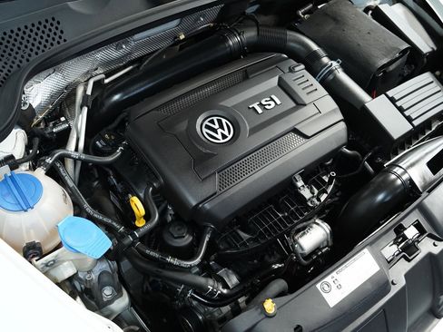 Used 2014 Volkswagen Beetle 1.8T image 26