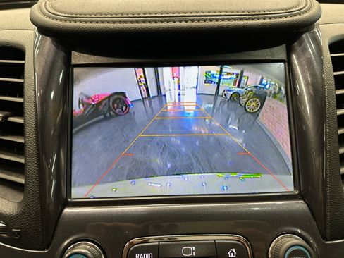 Used 2015 Chevrolet Impala LT w/ Convenience Package image 26