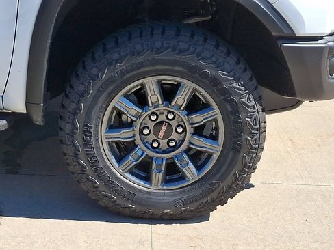 New 2026 GMC Sierra 1500 AT4X AWD/4WD image 8