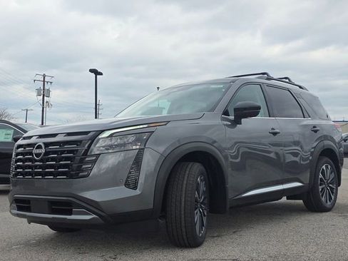 New 2026 Nissan Pathfinder Platinum image 12