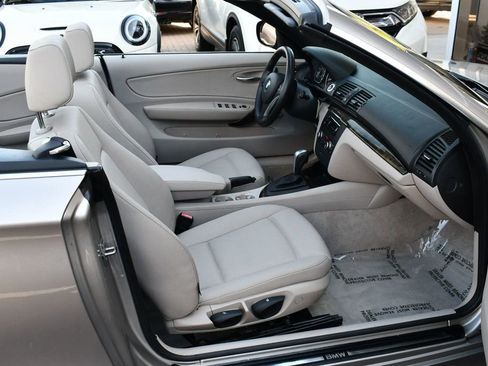 Used 2011 BMW 128i Convertible image 57