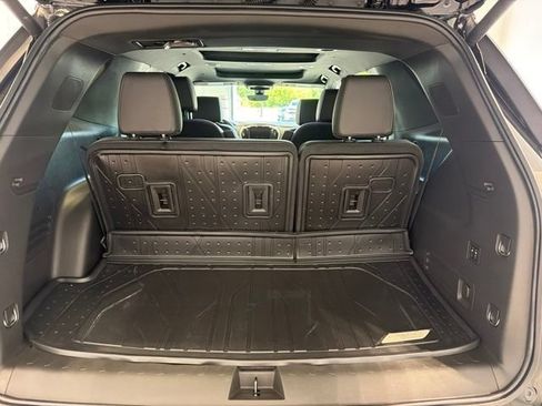 Certified 2023 Chevrolet Traverse High Country w/ LPO, Floor Liner Package AWD/4WD image 10