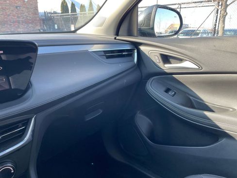 Used 2025 Buick Encore GX Preferred image 35