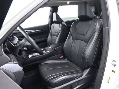 Used 2023 INFINITI QX60 Luxe FWD image 12