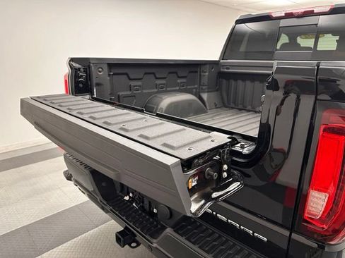 Used 2026 GMC Sierra 1500 Denali AWD/4WD image 26