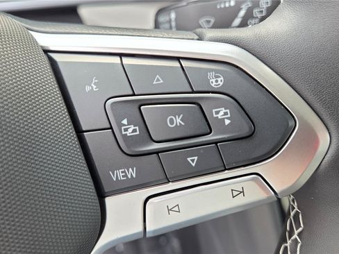 New 2026 Volkswagen Taos SEL AWD/4WD image 18