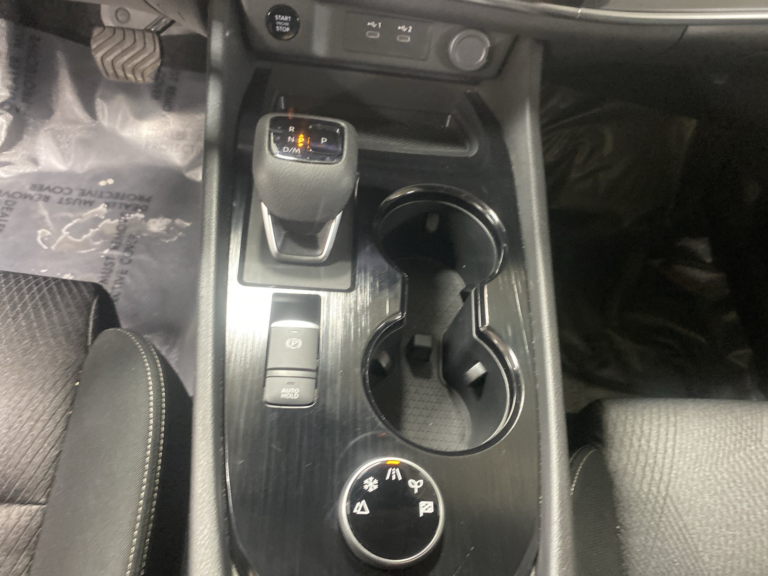 Used 2025 Nissan Rogue SV AWD/4WD image 19