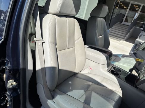 Used 2008 Chevrolet Silverado 2500 LTZ w/ Suspension Package, Off-Road image 14