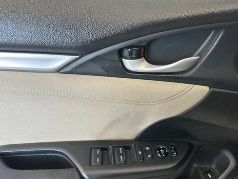 Used 2016 Honda Civic EX-T image 12