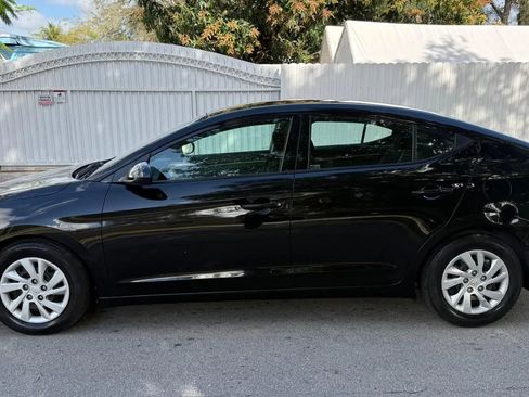 Used 2019 Hyundai Elantra SE w/ Cargo Package image 3